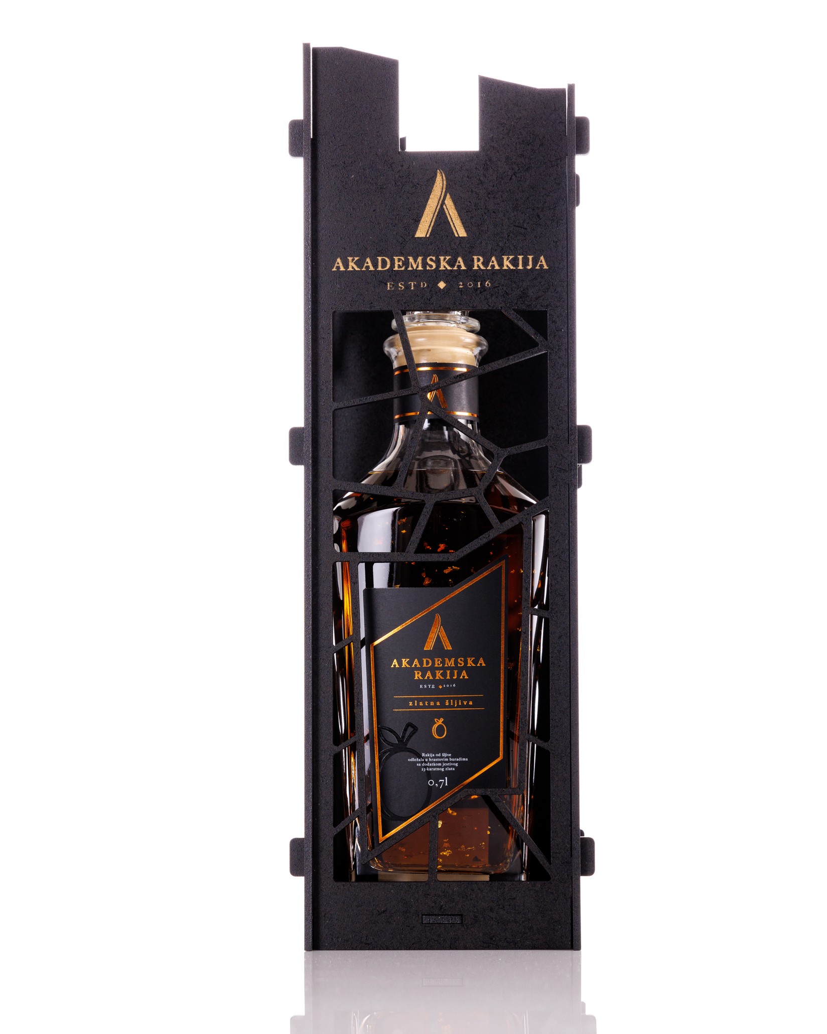 Akademska rakija Zlatna šljiva, 0.7 l