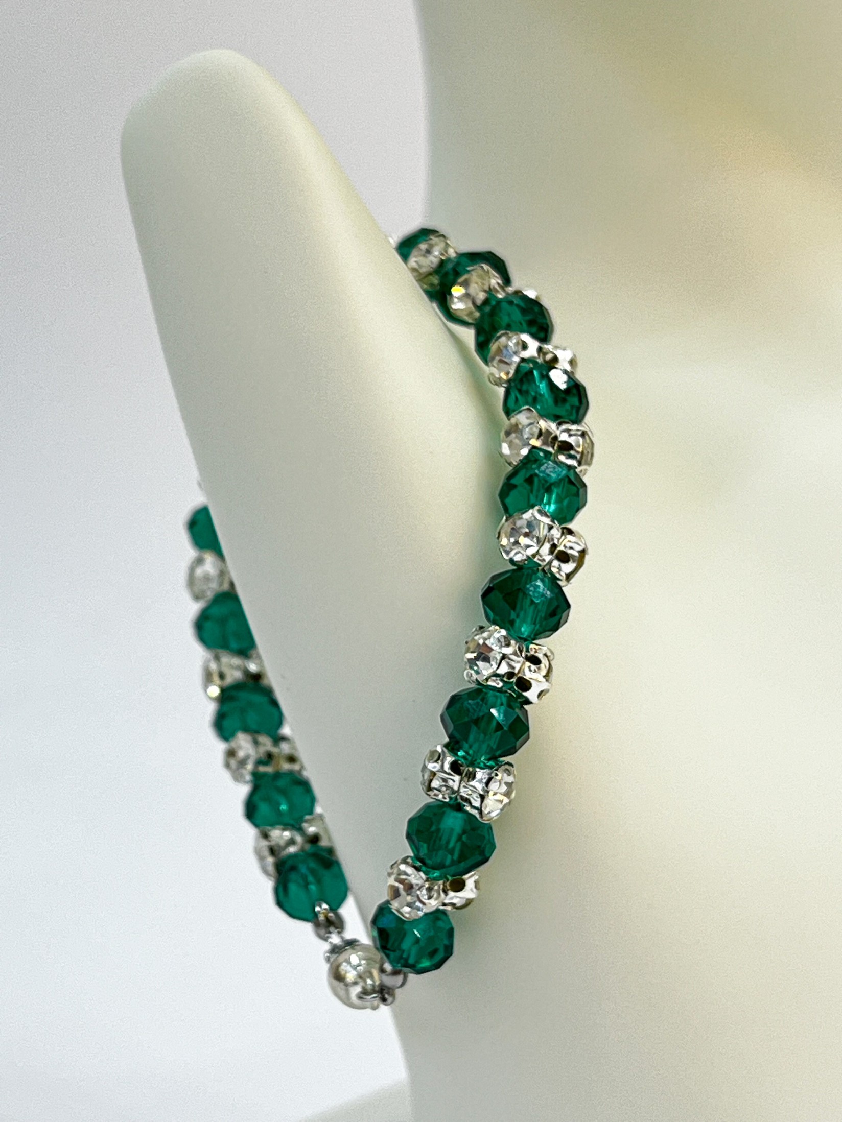 Azibi Narukvica od perli, Zelena