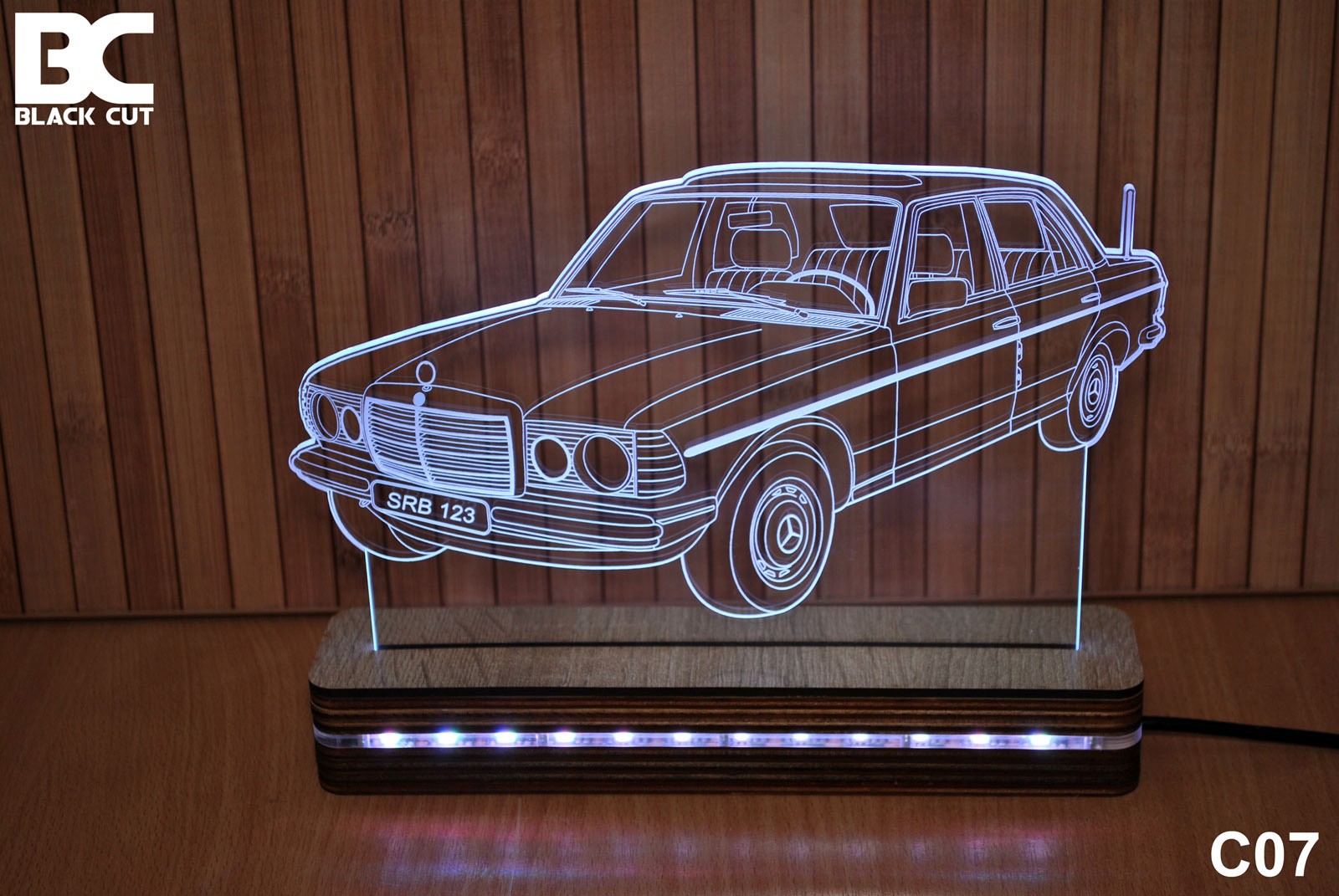 Black Cut 3D Lampa Bela