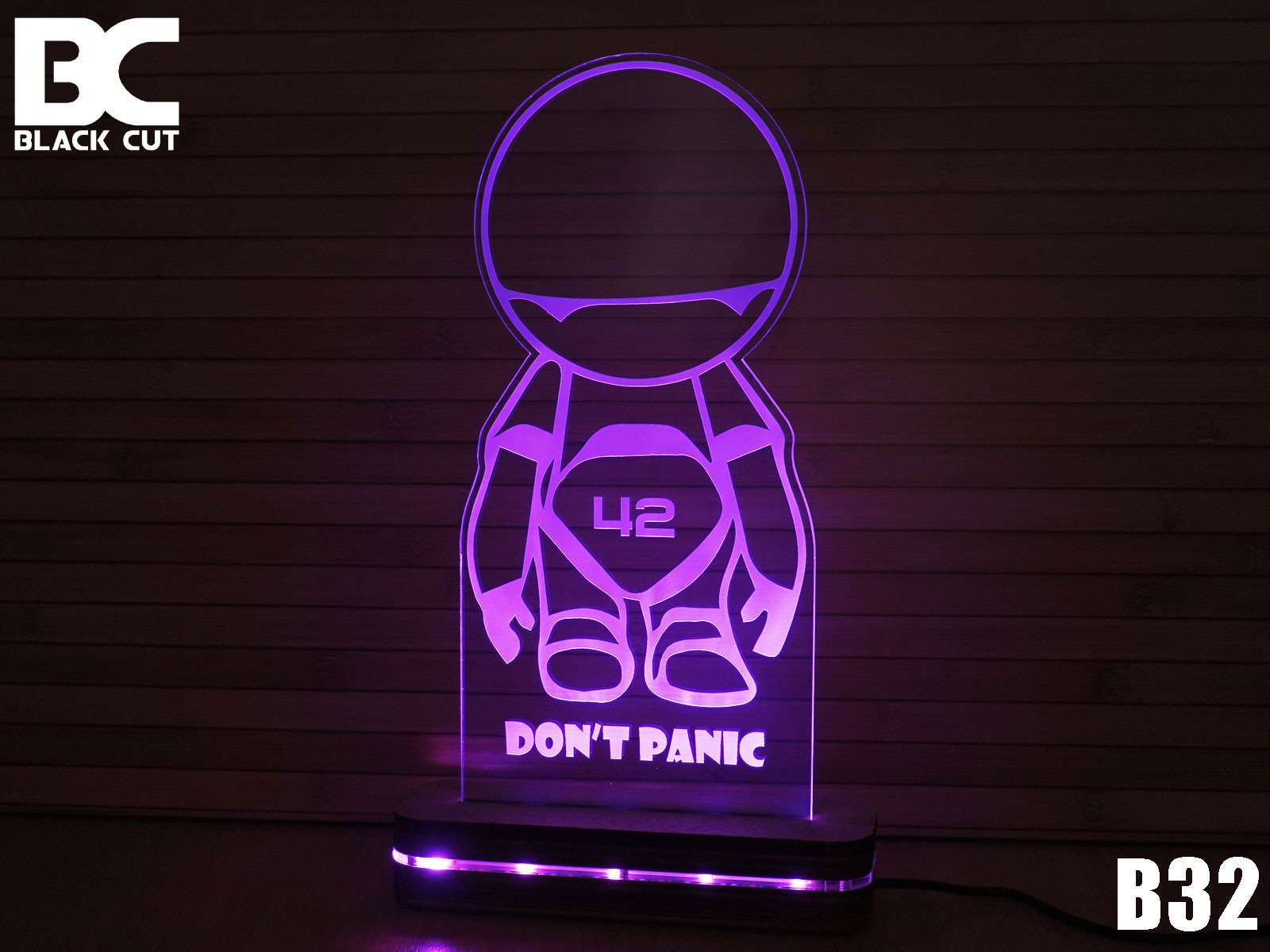 Black Cut 3D Lampa Dont Panic Roze