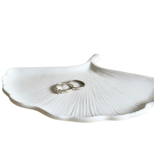 Marfeja Gift Shop Dekorativna Tacna List Ginko, Bela