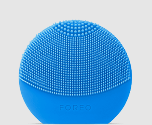 FOREO LUNA play plus Aquamarine sonični uređaj za čišćenje lica za sve tipove kože plavi