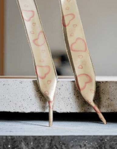 Dekorativne pertle Roze Srca, Bele