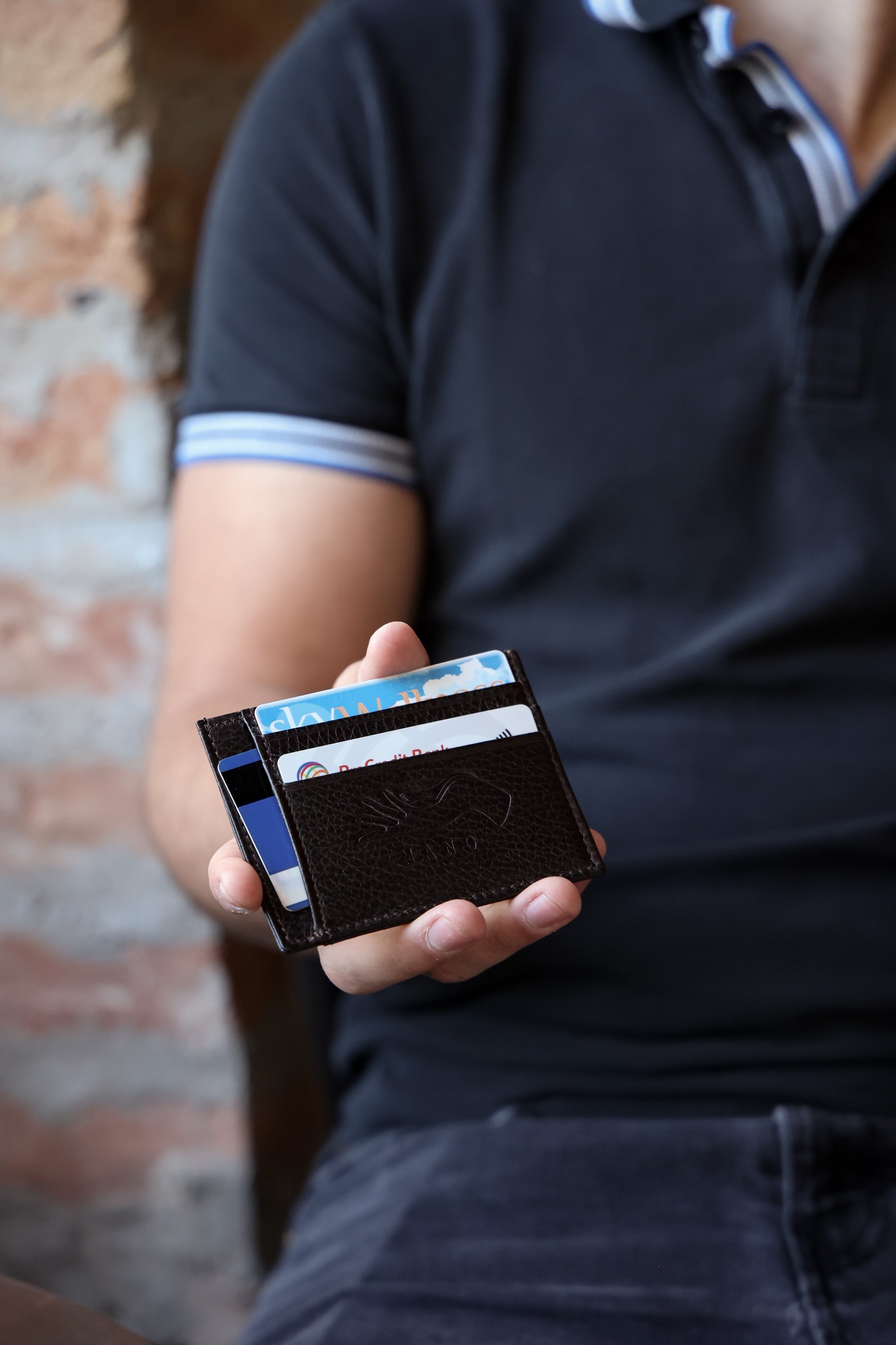 MANO Novčanik za kartice i novac Ricci crni