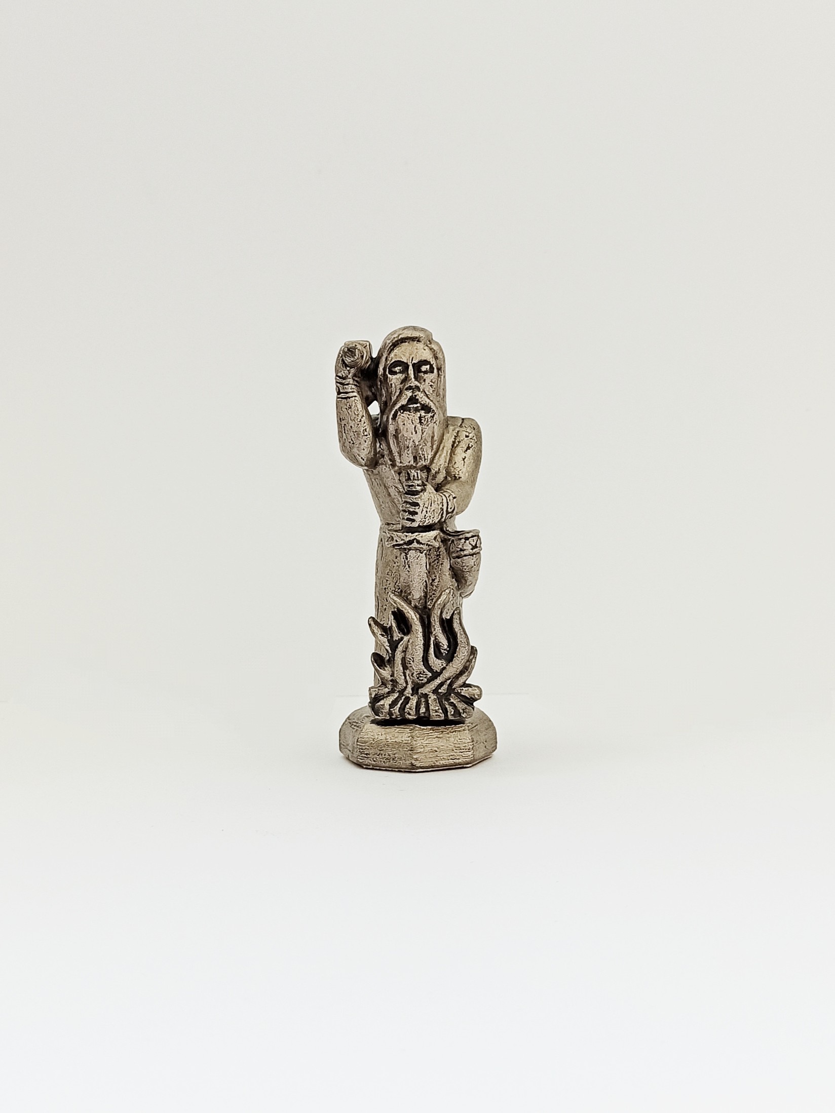 ROD Figura Nebeski kovač Svarog, Boja srebra