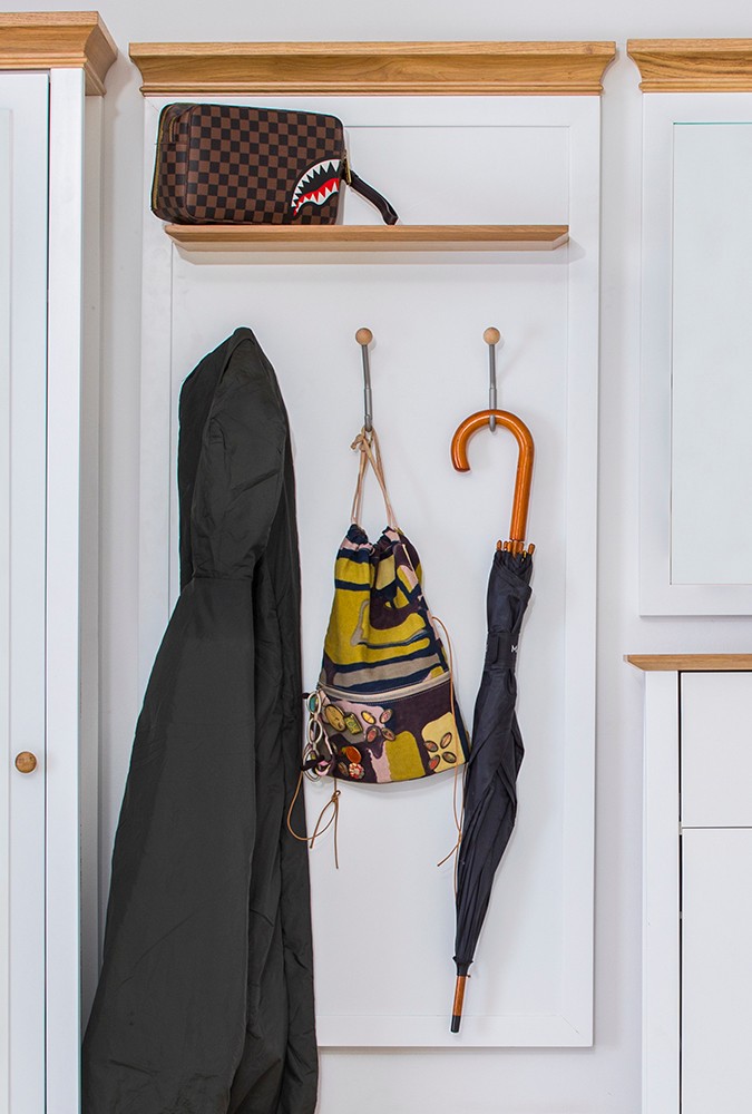 SIMPO Čiviluk Nostalgija, Beli