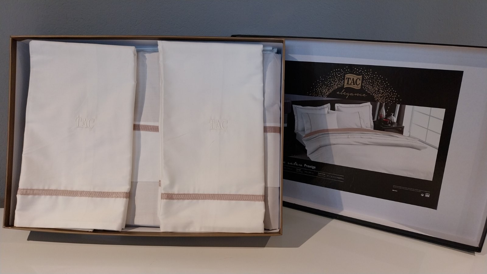 Tac Set posteljine Prestige, Satenski, 200x220cm, Beli