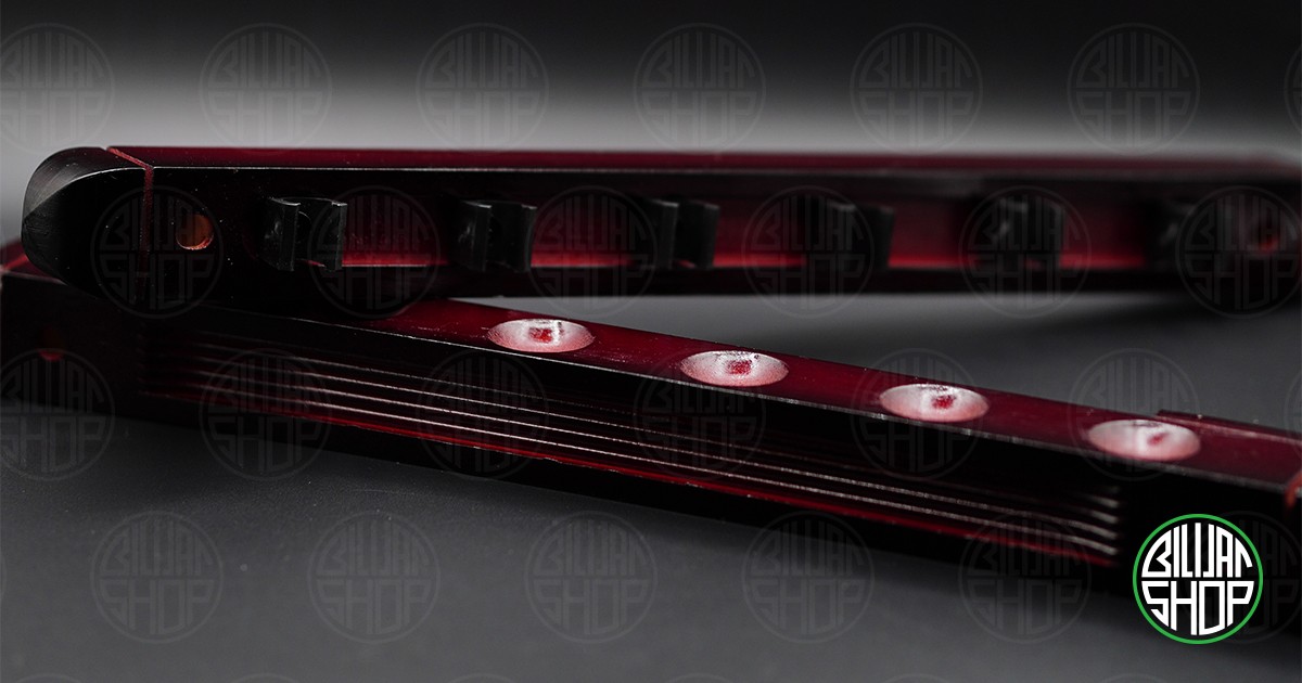 Zidni držač za bilijarske štapove