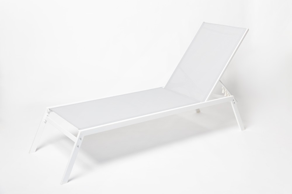 Ležaljka Malibu, Bela