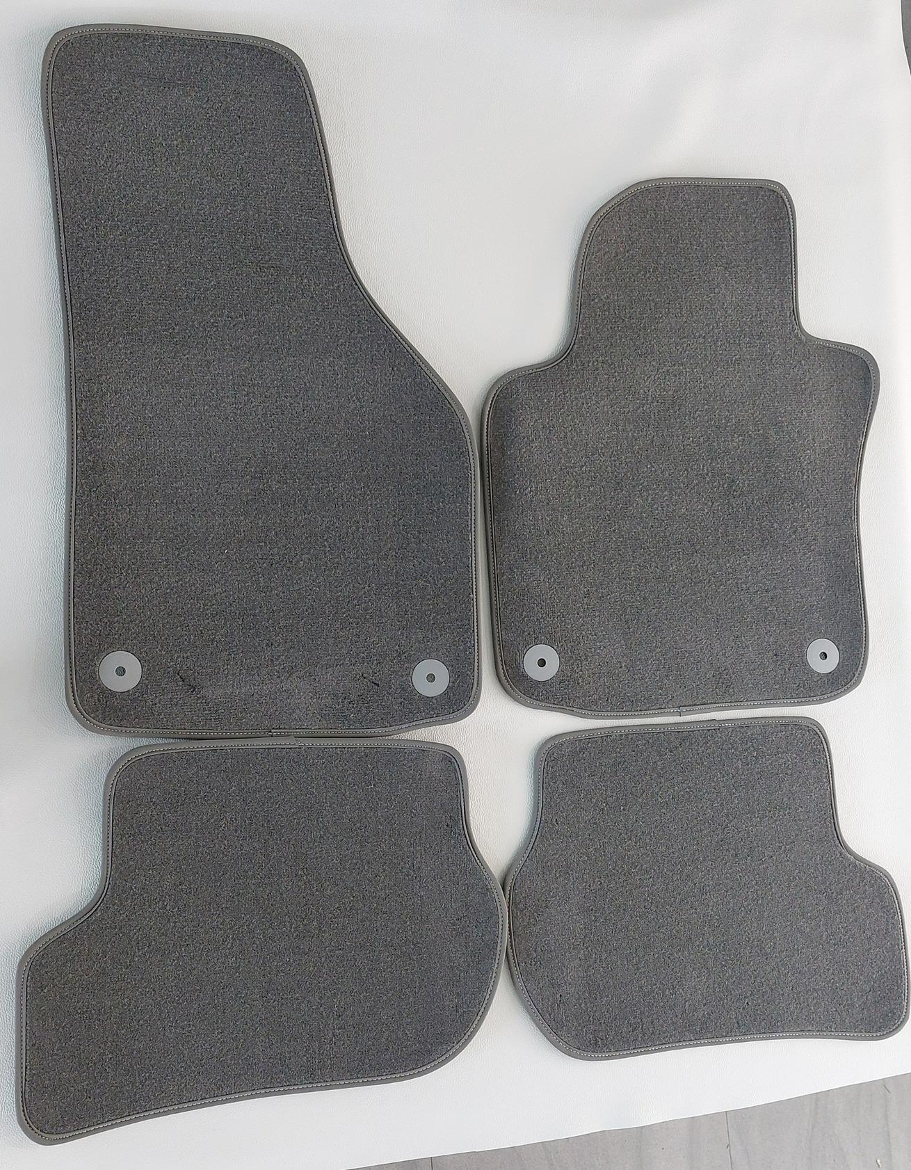 AKS LINE Patosnice Standard Car -mat universal 4- piece grey Carbon size 0 sive