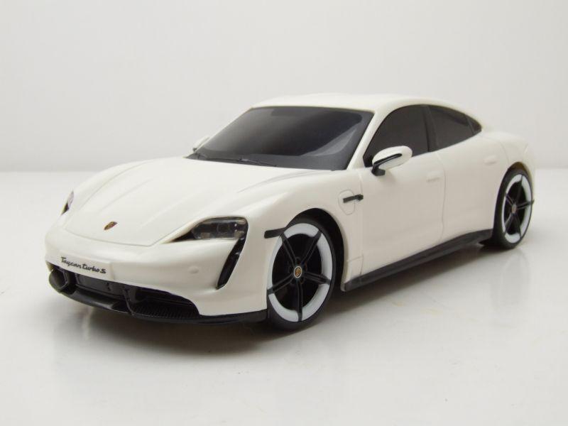 MAISTO Automobil 1:24 Premium Porsche Taycan USB Tech RC 82339 beli