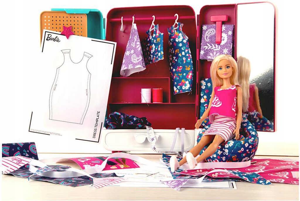 Selected image for MATTEL Barbie lutka sa garderobom