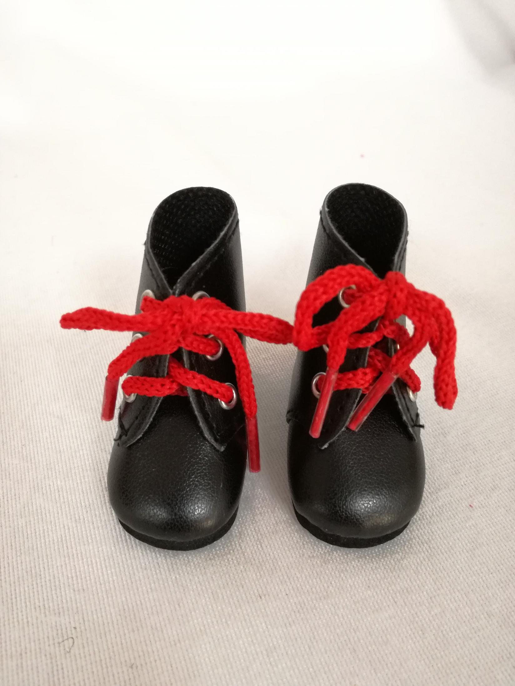 PAOLA REINA Duboke cipele za lutke od 32cm, Crne