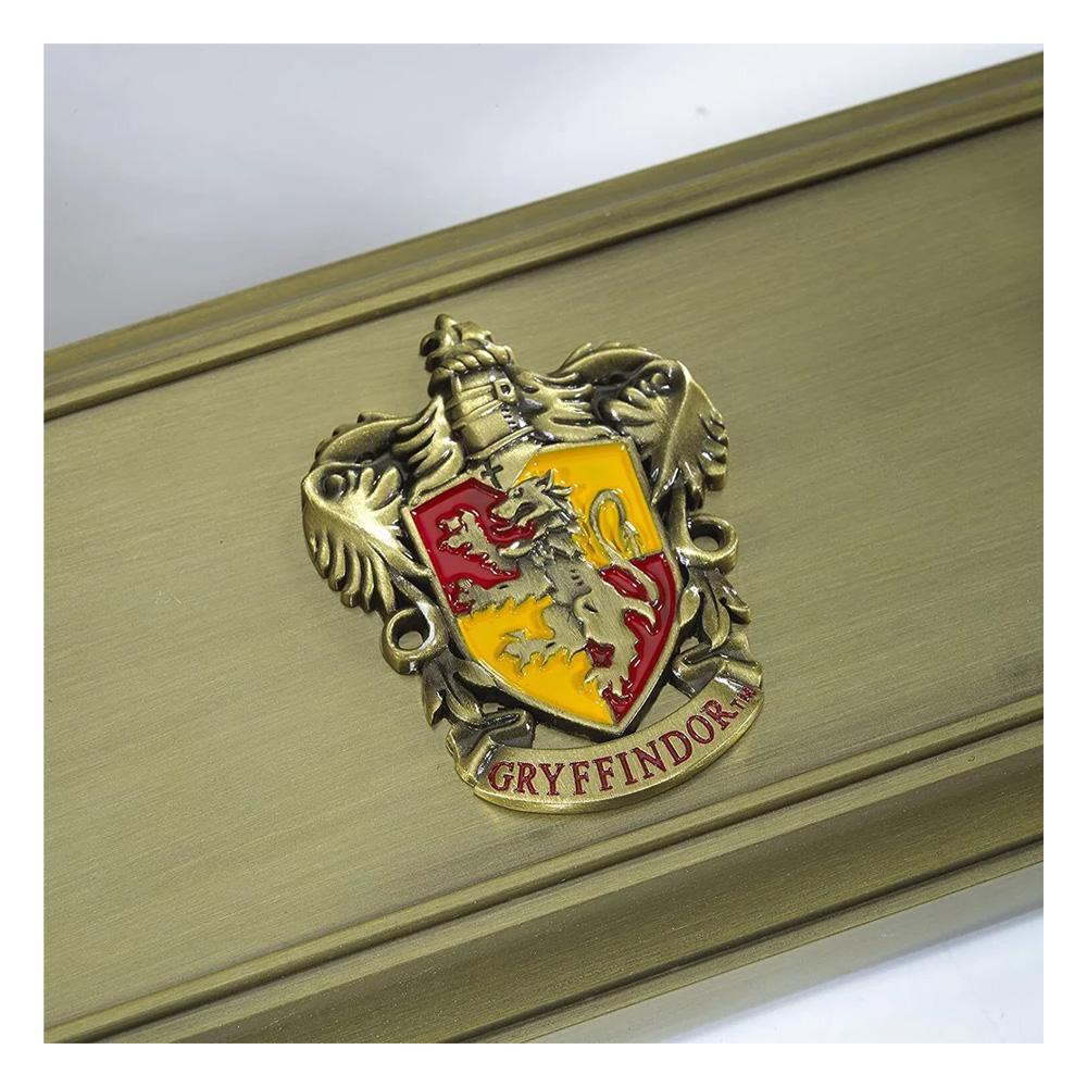 Selected image for NOBLE COLLECTION Postolje za čarobni štapić Harry Potter Wand Stand Gryffindor