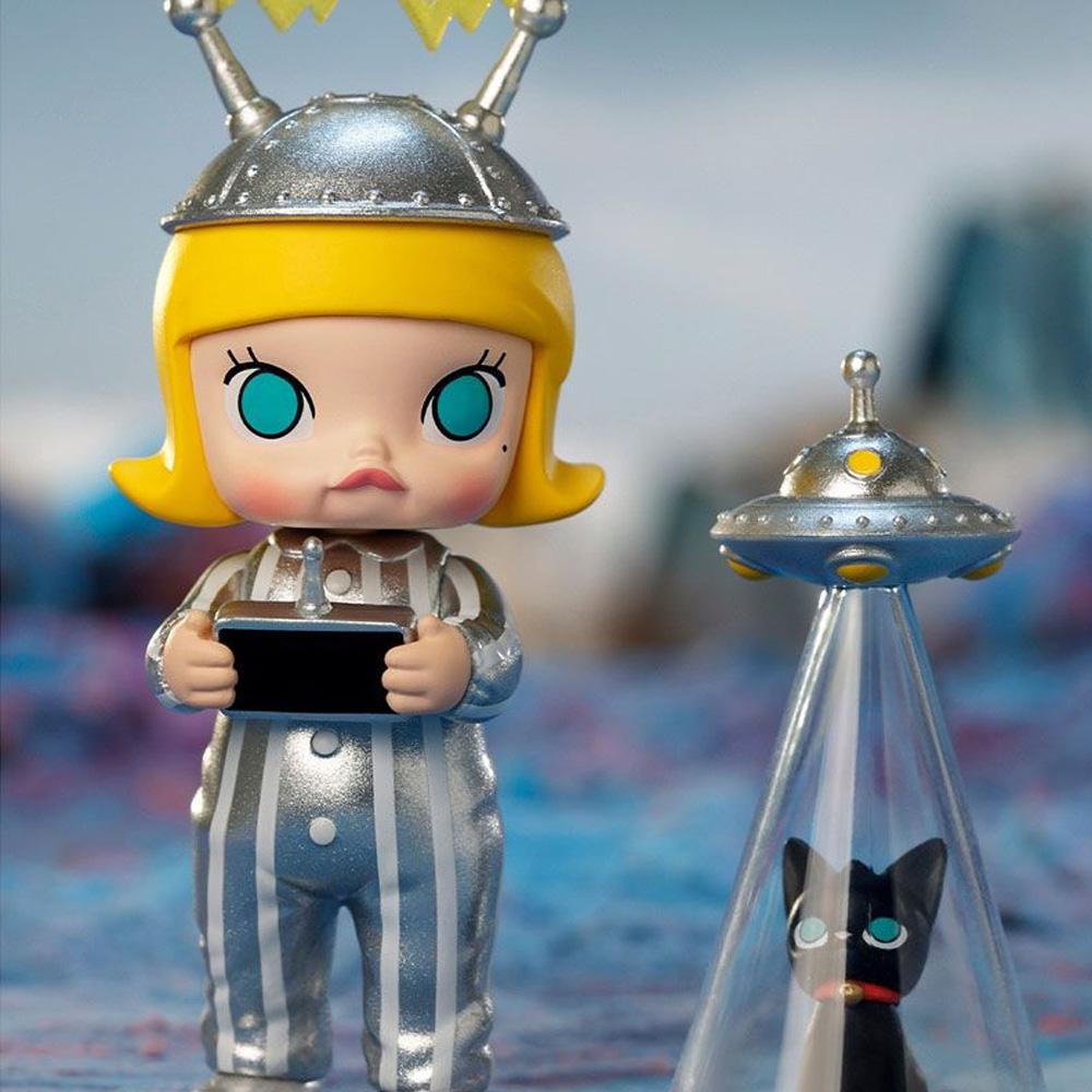 Selected image for POP MART Figurica A Boring Day With Molly Series Blind Box (Single)