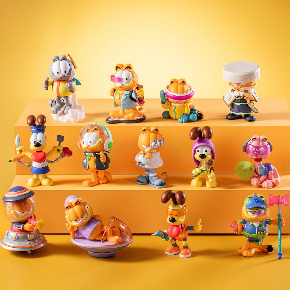 Selected image for POP MART Figurica Garfield Future Fantasy Series Blind Box (Single)
