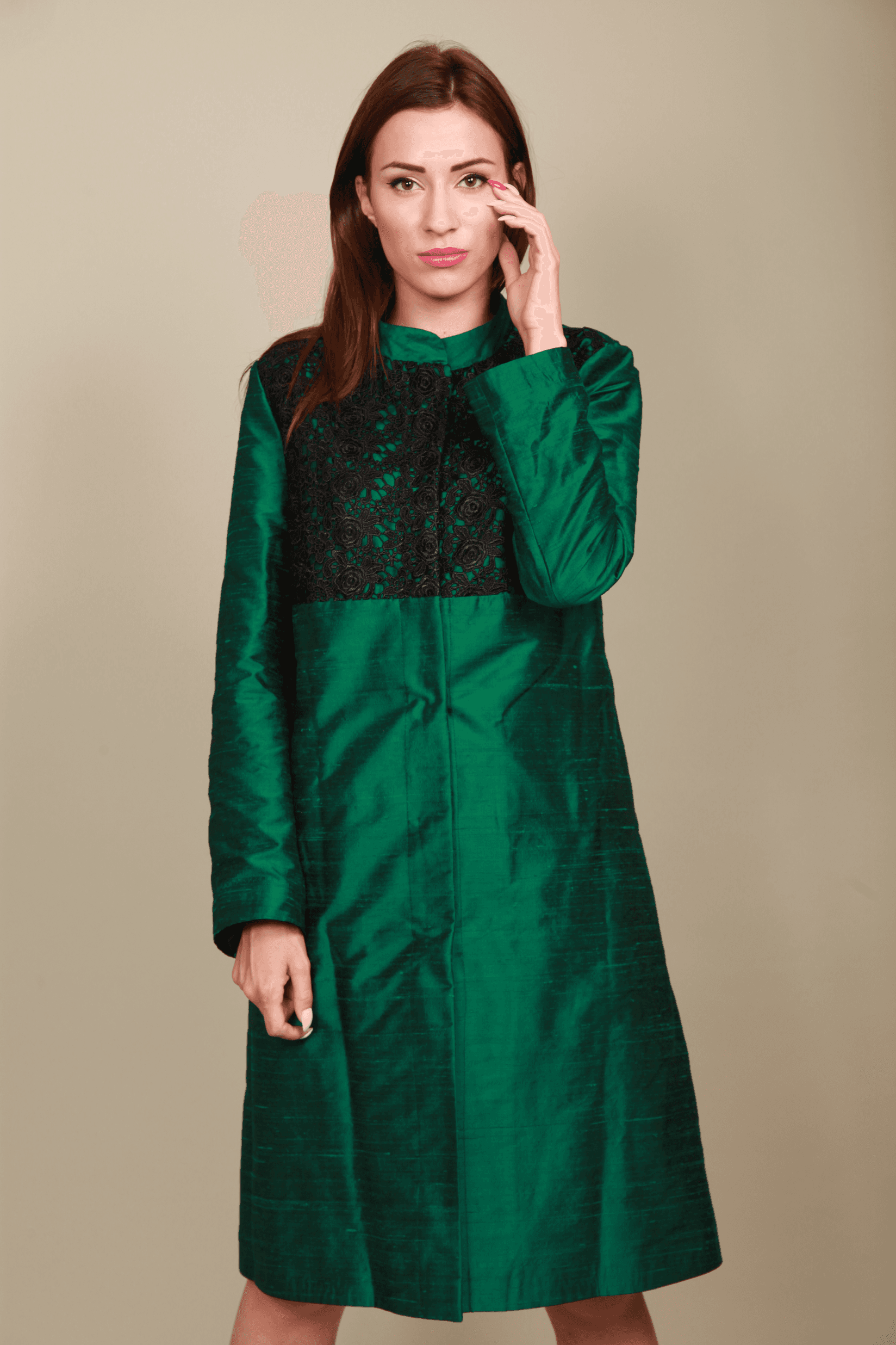 ISKON MODE Ženska mantil od svile sa čipkom i vezom zeleni