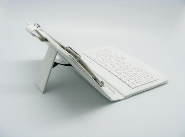 TERACELL Futrola za tablet Uni 7 in sa tastaturom i OTG kabelom bela
