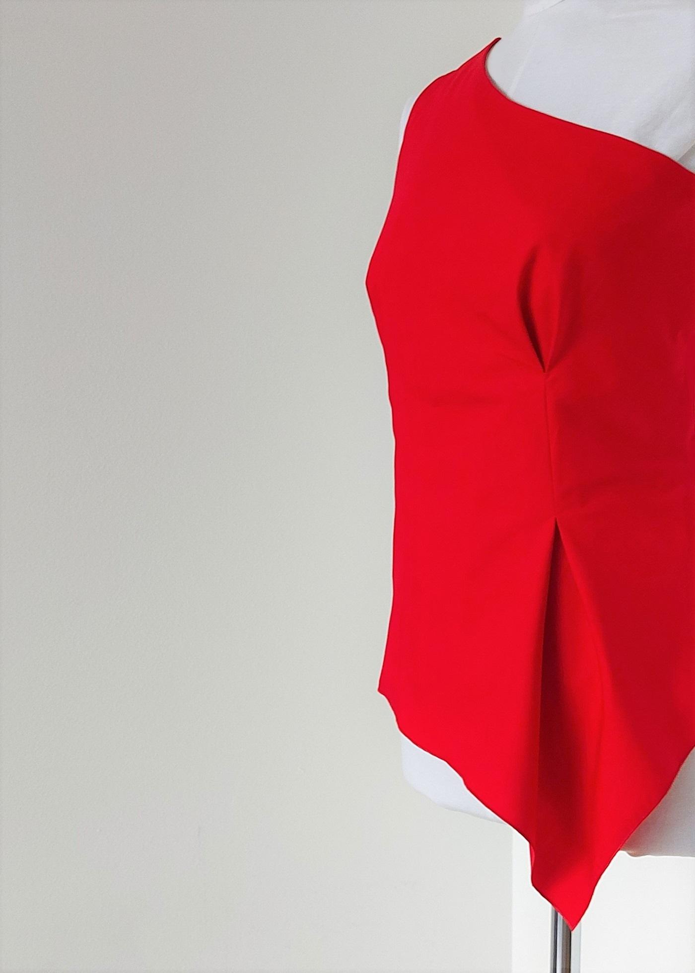 PAMUKLIK Ženska asimetrična bluza na jedno rame sa otvorenom faltom STELLA crvena