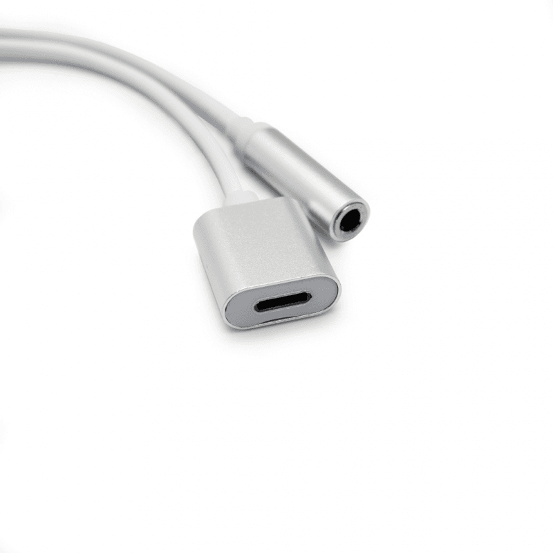 Selected image for Teracell Iphone lightning adapter za slušalice i punjenje srebrni