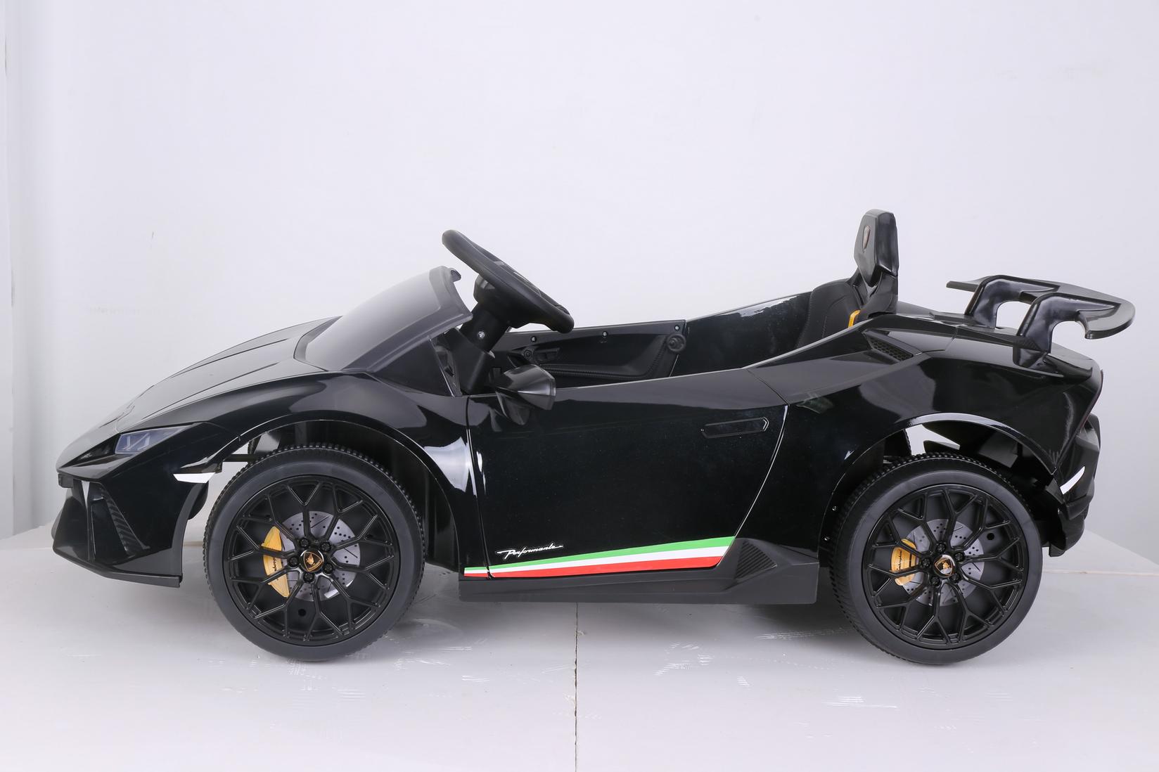 Selected image for PREMIUM STIL Dečiji automobil na akumulator Lamborghini Huracan 120x64x47cm crni