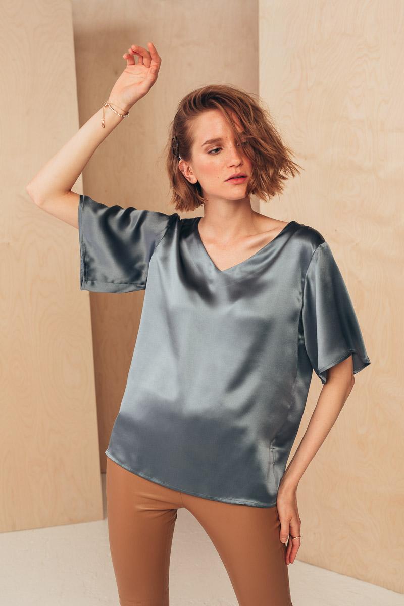 Selected image for MIONE Ženska svilena bluza sa V izrezom plava