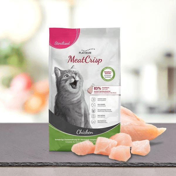 Platinum MeatCrisp Suva hrana za odrasle sterilisane mačke, Sa piletinom, 3 kg