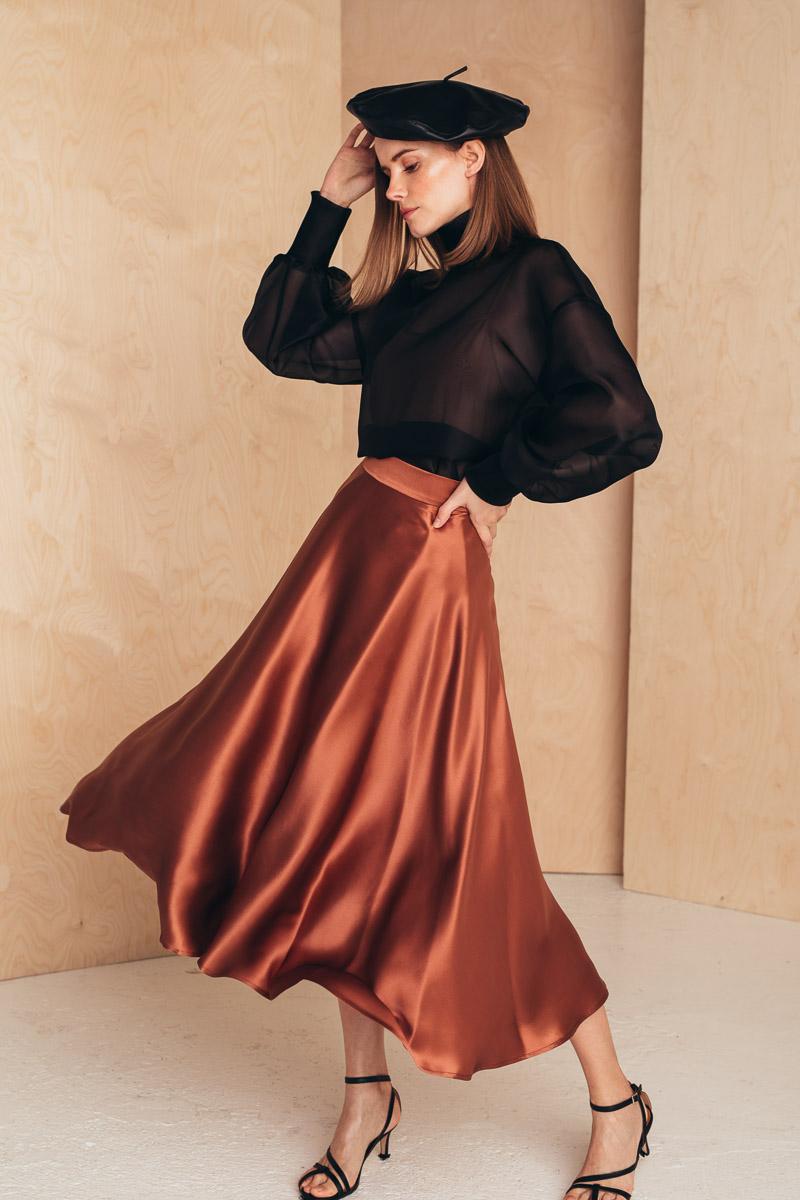 Selected image for MIONE Ženska midi svilena suknja opuštenog kroja smeđa