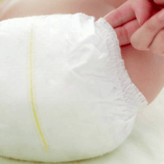1 thumbnail image for Moony Natural Newborn Pelene, 30 komada, XS do 3 kg