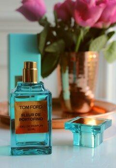 2 thumbnail image for TOM FORD Unisex parfem Fleur De Portofino EDP 50ml